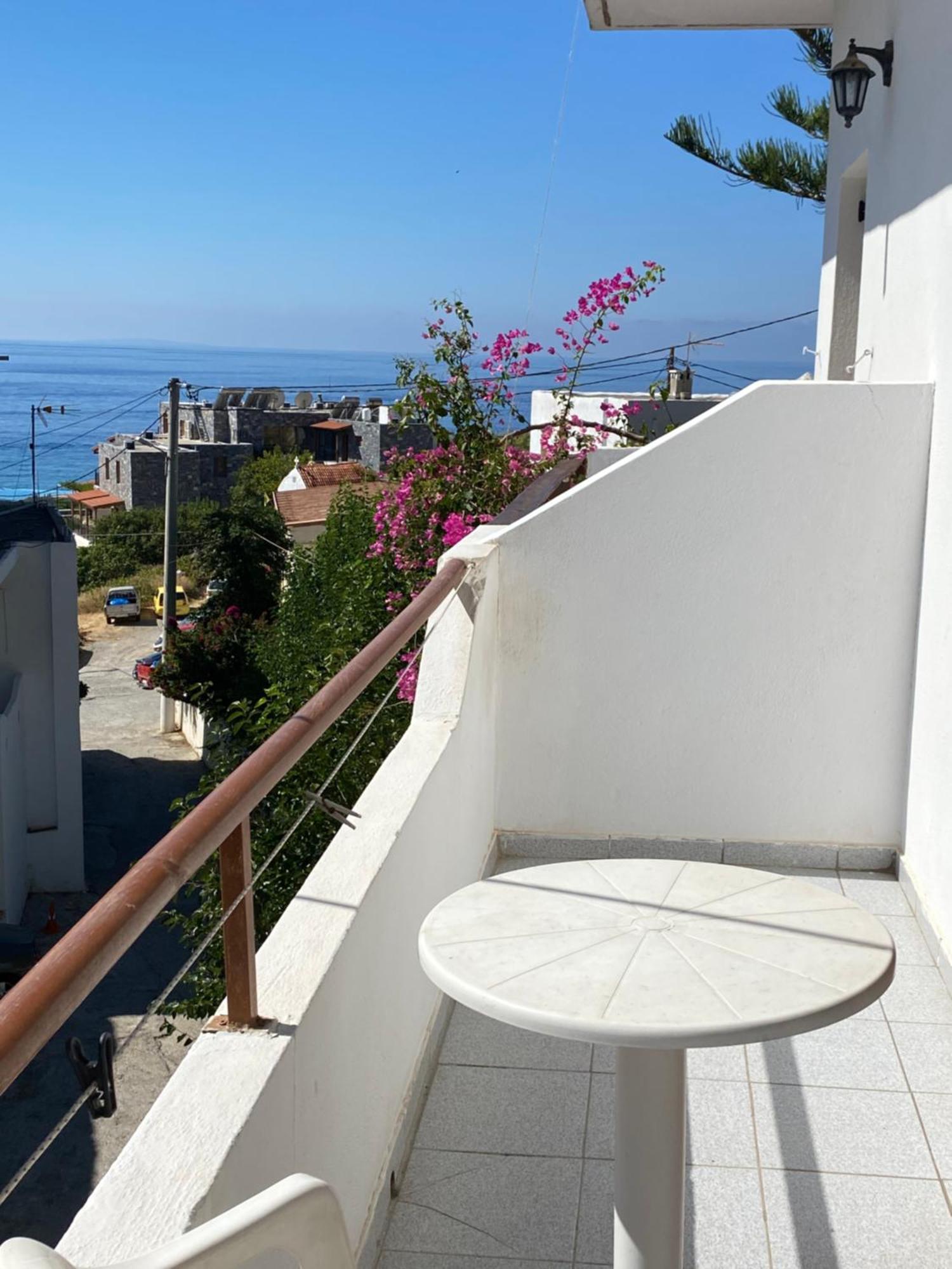 Garden House Apartman Hóra Szfakíon Szoba fotó